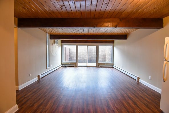 Tallmadge Pointe Apartments: 306 Northeast Ave, Tallmadge, OH 44278